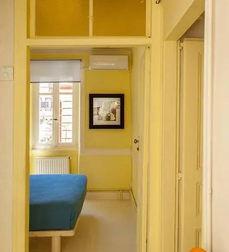 History & Culture In Old Town Chania *