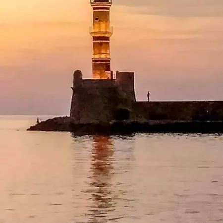 History & Culture In Old Town Chania 아파트 *